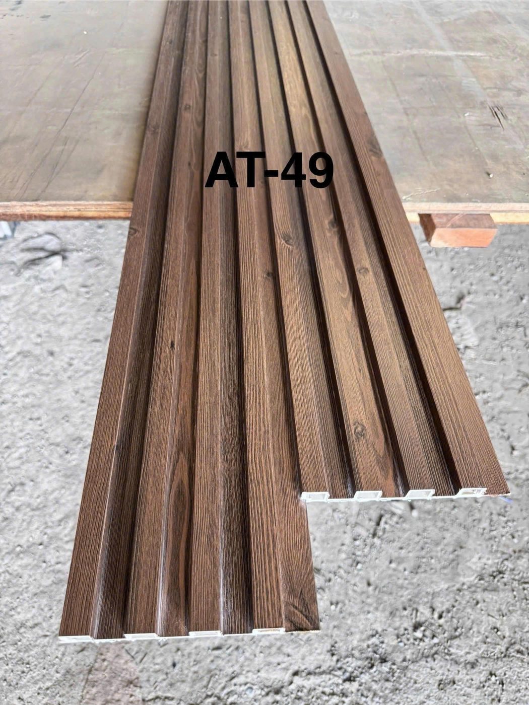 Lam sóng PVC 4 sóng cao mã AT-49, quy cách 17 × 155 × 2900mm