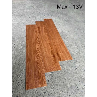 Sàn nhựa dán 2mm Max 13V – ảnh thật