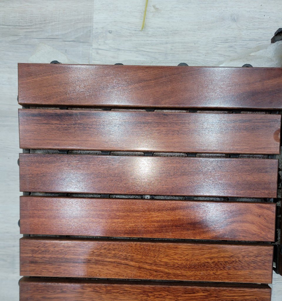 Vỉ gỗ Căm Xe Lào tự nhiên ngoài trời